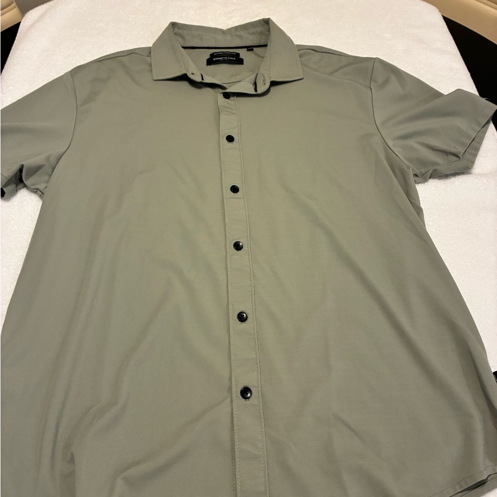 Kenneth Cole Sage Green Casual Button Down Shirt